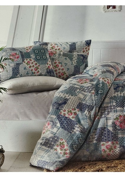 Desenli Çift Kişilik Nevresim Takımı (4 Yastıklı) fiyatları