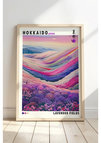 Japonya Hokkaido Mor Lavanta Manzarası Doğal Ahşap Çerçeveli duvar tablosu