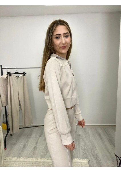 Kadın Krem Fermuar Detaylı Sweatshirt Takım fiyatları