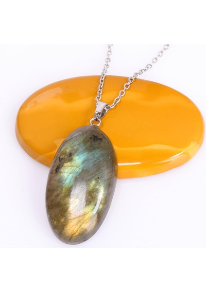 Oval Form Labradorit Taşı Kolye – Çelik Zincirli