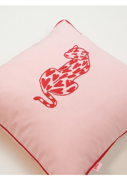 HEART PANTHER – Kalpli Panter Punch Nakışlı Pembe Kırlent Kılıfı