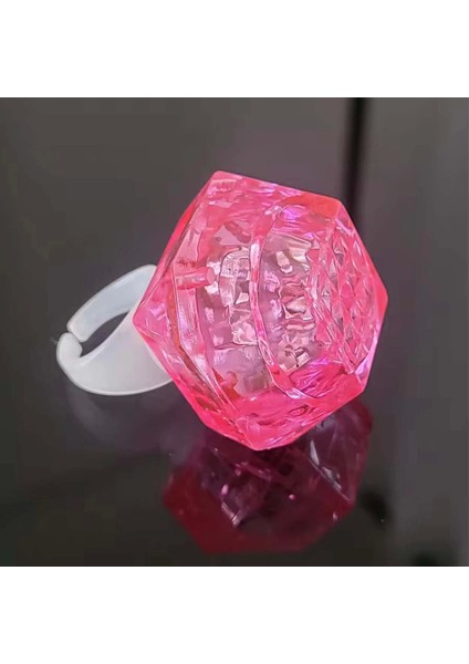 Kristal Tasarımlı LED Glow Işıklı 3 Modlu Pembe Yüzük 3.5 x 5 cm