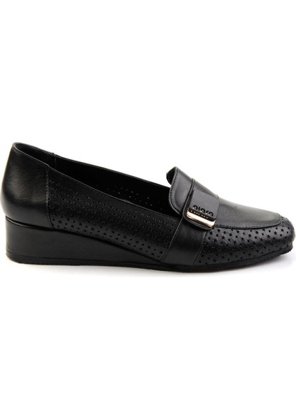 Siyah Leather Kadın Dolgu Topuklu Ayakkabı K01531250003