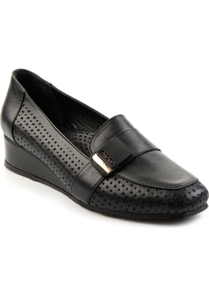 Siyah Leather Kadın Dolgu Topuklu Ayakkabı K01531250003 fiyatları