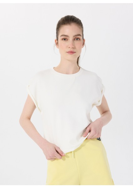 D5SL-TST3599 Beyaz Bisiklet Yaka Rahat Kalıp Düz Kadın T-Shirt