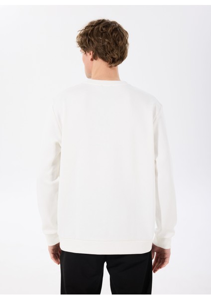 D5SM-SWT3885 Beyaz Bisiklet Yaka Relaxed Baskılı Erkek Sweatshirt indirimleri