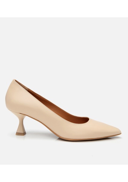 01AYH304150A310 KADIN Deri Bej Esnek Tabanlı Stiletto