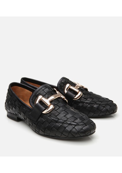 01AYH303950A100 KADIN Deri Siyah Örgü Detaylı Tokalı Klasik Loafer