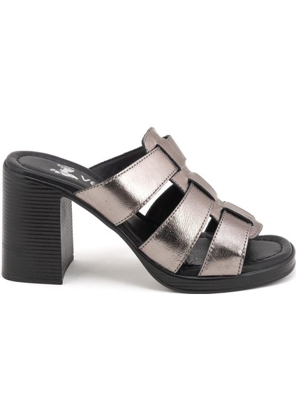 25322562 Kadın Terlik
