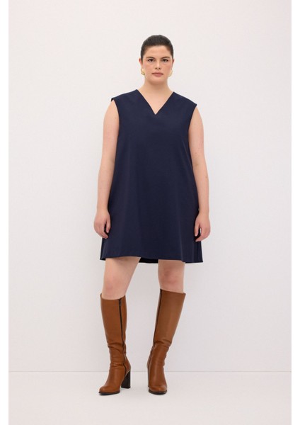 V Yaka Kolsuz Elbise fiyatları