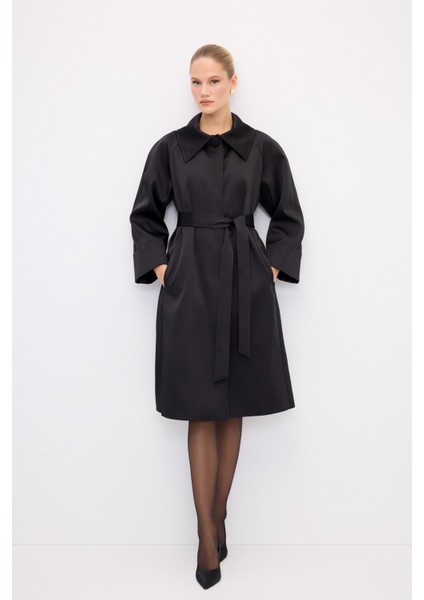 Mert Aslan Kuşaklı Saten Trenchcoat