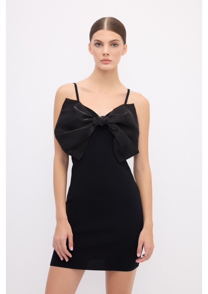 Fiyonk Detaylı Mini Triko Elbise Siyah 12444677000