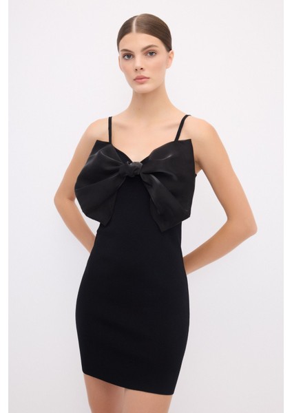 Fiyonk Detaylı Mini Triko Elbise Siyah 12444677000 fırsatları