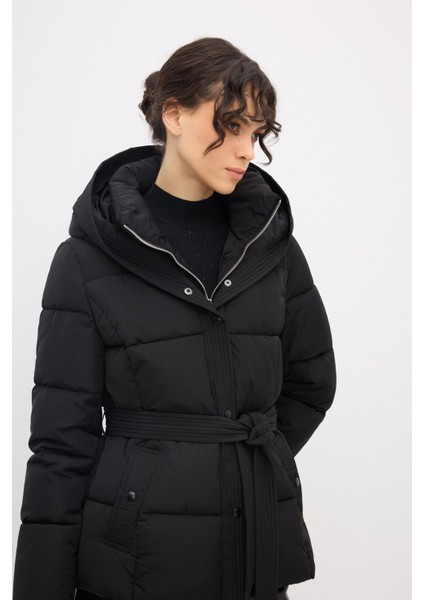 Kuşaklı Şişme Mont Siyah 15244075000 modelleri