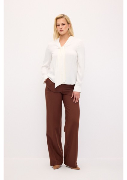 Bağlama Detaylı Bluz fırsatları