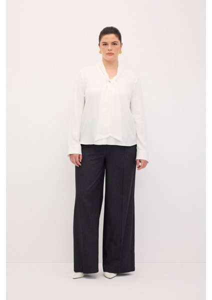 Bağlama Detaylı Bluz indirimleri