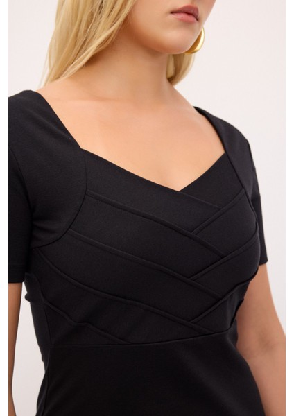 Kalp Yaka Elbise fiyatları