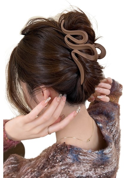 Baş Plakasının Arkası Köpekbalığı Klipsi (Yurt Dışından)