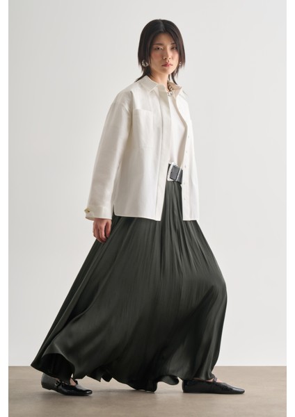 Gri Kırışık Görünümlü Saten Maksi Etek