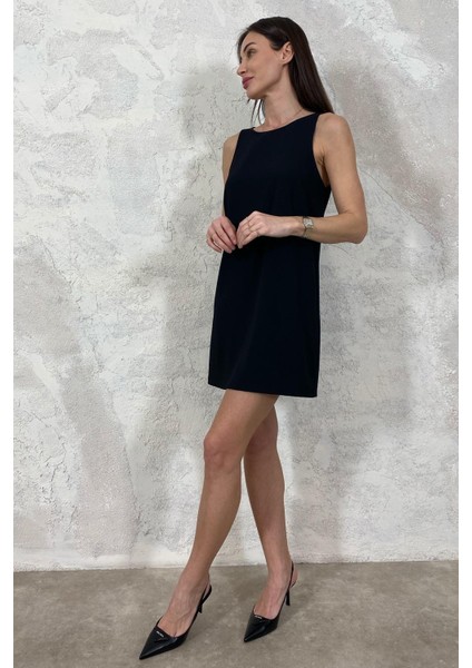 Siyah Mini Krep Elbise
