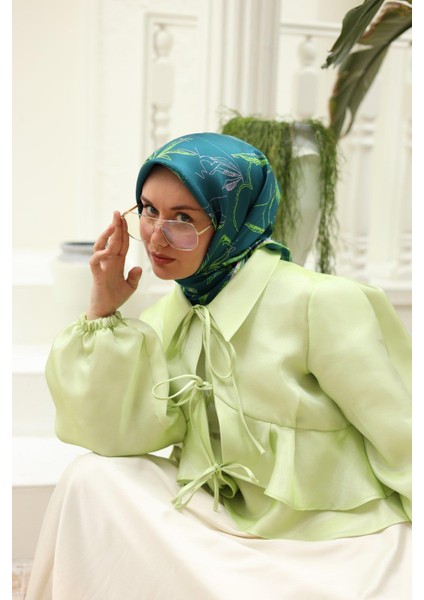 Yeşil Pembe Desenli Tivil Ipek Eşarp IST11433-29 fırsatları