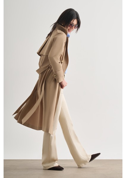 Premium Pamuk Karışımlı Bej Rengi Uzun Trençkot fırsatları