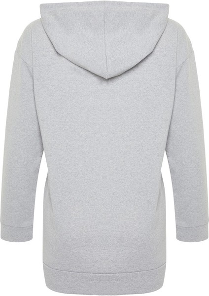 Gri Kapüşonlu Önü Etiket Detaylı Örme Sweatshirt TCTSS24TW00007