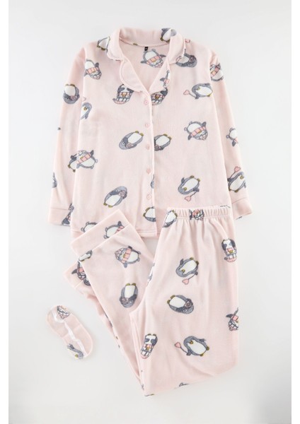 Pudra Penguen Desenli Kadifemsi Gömlek Yaka Örme Pijama Takımı