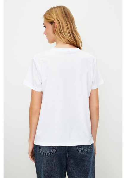 Beyaz Dokuma Garnili Regular/normal Kalıp Baskılı Bisiklet Yaka Örme T-Shirt TWOSS24TS00018 modelleri