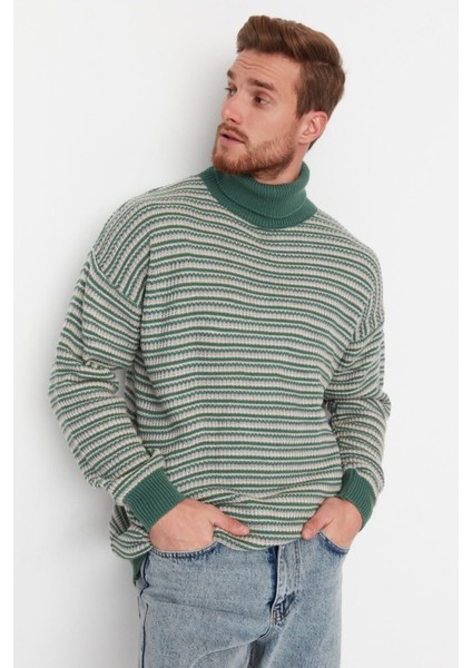 Mint Oversize Fit Balıkçı Yaka Çizgili Triko Kazak TMNAW23KZ00199 fırsatları
