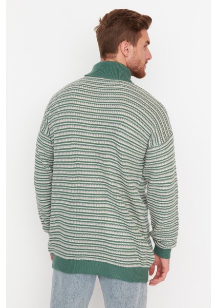 Mint Oversize Fit Balıkçı Yaka Çizgili Triko Kazak TMNAW23KZ00199 indirimleri