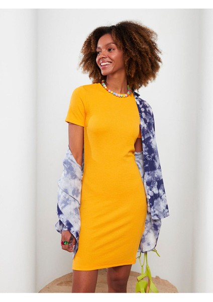 Bisiklet Yaka Düz Kısa Kollu Kadın Elbise modelleri