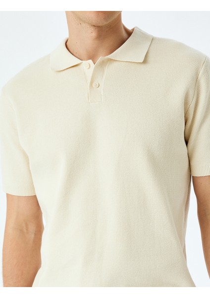 Pamuklu Basic Polo V Yaka Kısa Kollu Triko Tişört