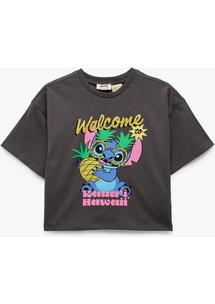 Pamuklu Bisiklet Yaka Kısa Kollu Lisanslı Simli Stitch Baskılı Tişört