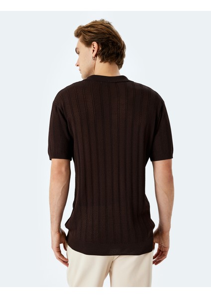 Polo Yaka Düğme Detaylı Viskon Karışımlı Dokulu Kısa Kollu Triko Tişört fırsatları