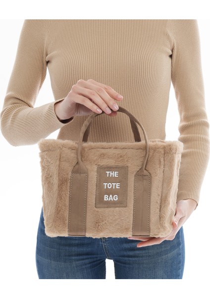 El-Omuz ve Kol Kullanımına Uygun Peluş The Tote Bag Kadın Çanta