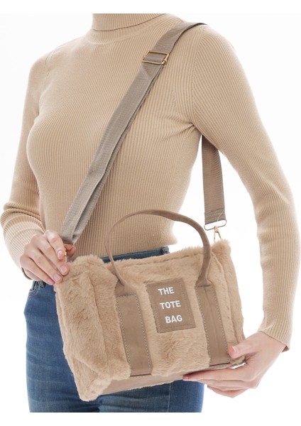 El-Omuz ve Kol Kullanımına Uygun Peluş The Tote Bag Kadın Çanta modelleri