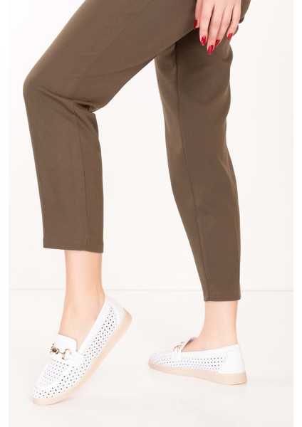 Kadın Deri Yazlı Lazer Delikli Şık Loafer ANL.2999 - Beyaz - 39 fiyatları