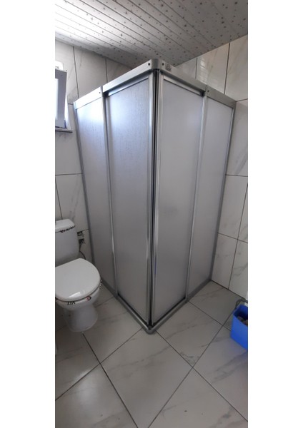 akabin 80CM x 110CM Parlak Profil Köşeden Girişli Mika Duşakabin