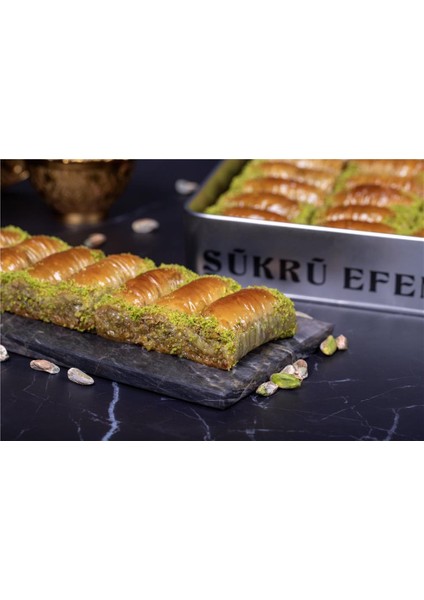 1935 | Antep Fıstıklı Sarı Burma Baklava | 650 Gr. modelleri