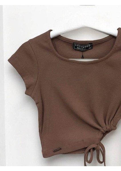 Kız Çocuk Crop Yandan Pencereli Bluz fırsatları