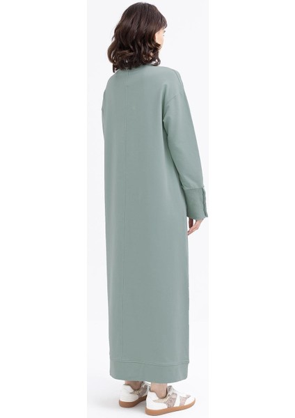 Defne-Manşeti Kalın Ribanalı Düğme Detaylı Likralı Elbise fırsatları