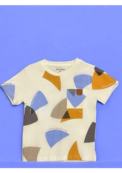 Erkek Çocuk Cepli Renkli Baskılı T-Shirt