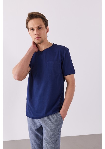 Simon Bisiklet Yaka Cep Detaylı Basic Tişört - Lacivert indirimleri