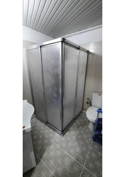 akabin 80CM x 90CM Parlak Profil Köşedengirişli Mikaduşakabin