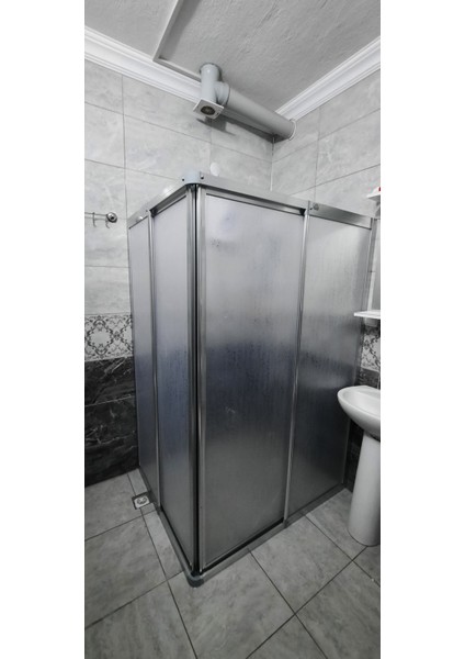 akabin 80CM x 90CM Parlak Profil Köşedengirişli Mikaduşakabin