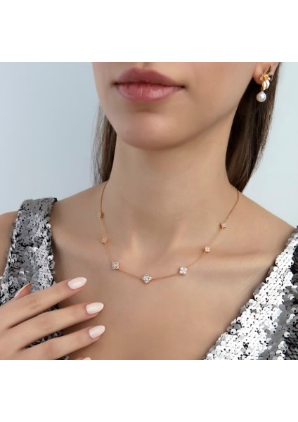 2025 Özel Renk Kaplama Taşlı Minimal Yonca Ithalfashion Kolye