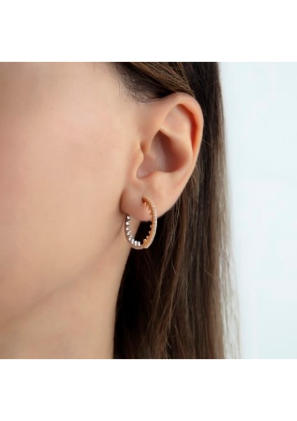 2025 Özel Renk Kaplama Minimal Taşlarla Sarılı Ithal Fashion Küpe