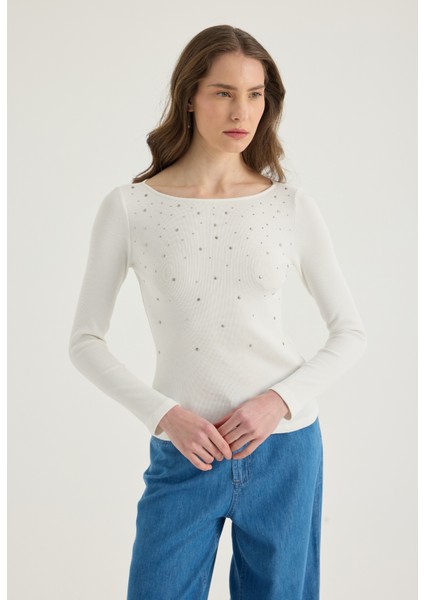 Serpme Taşlı Kayık Yaka bluz