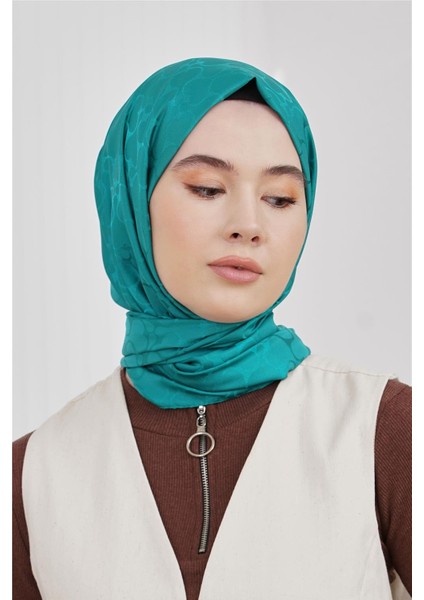 Floş Jakar Karmen Benetton Şal